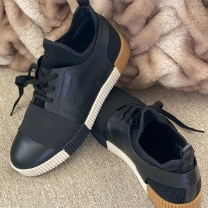 Marc Fisher leather shoes